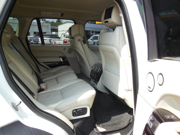 Land Rover Range Rover Vogue photo 2