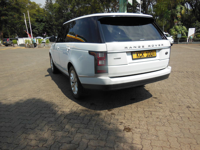Land Rover Range Rover Vogue photo 4