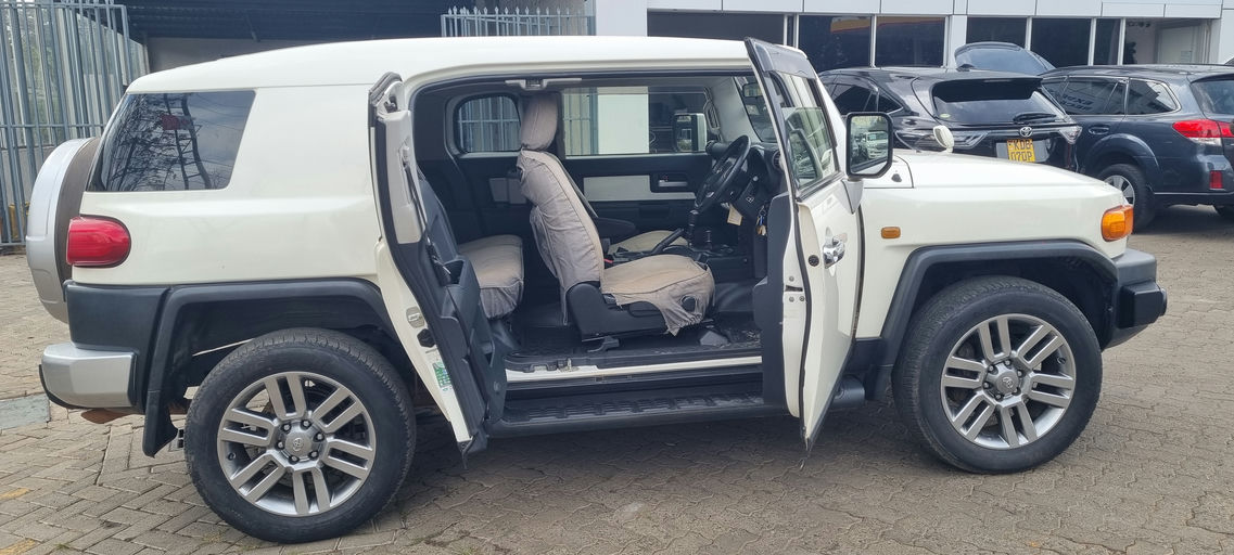  FJ Cruiser  photo 3