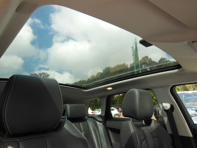 Land Rover  Range  Rover Evogue photo 5