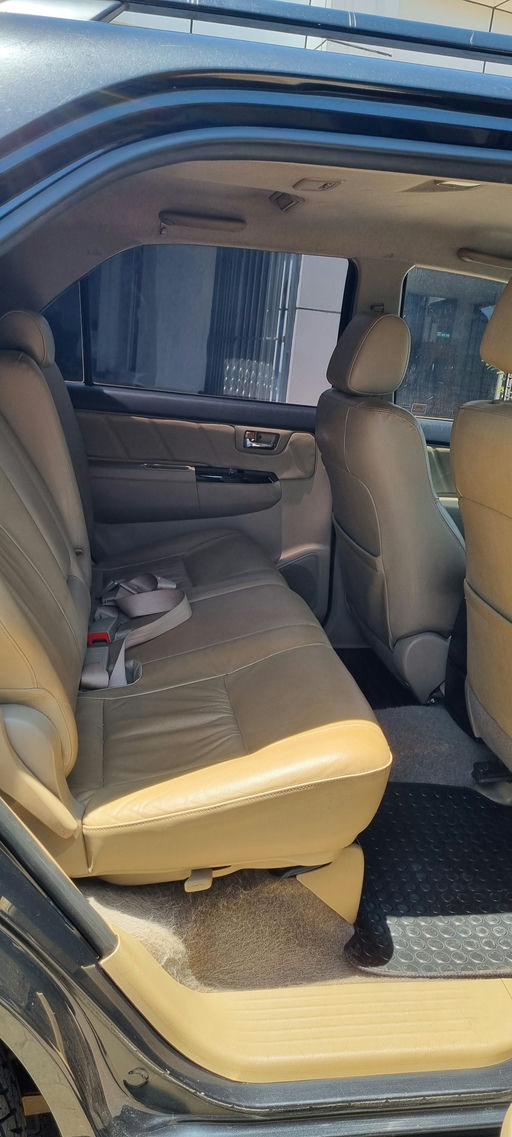 Toyota Fortuner  photo 7
