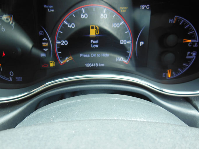 Chrysler  Jeep Cheroke photo 4