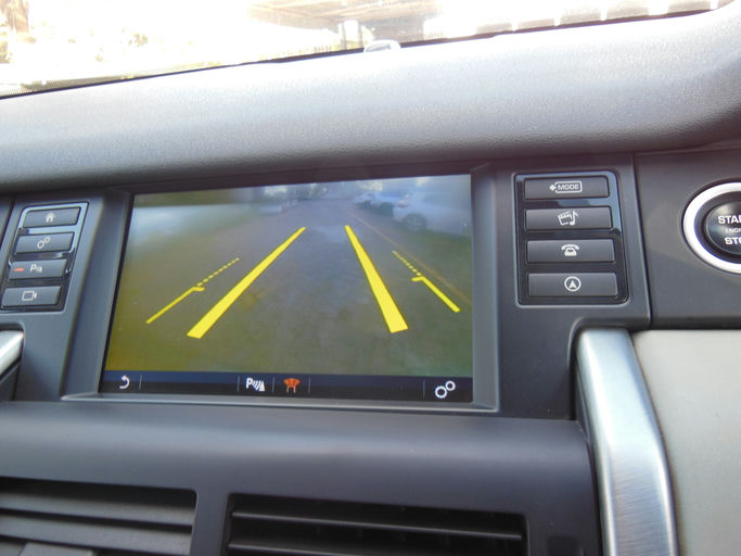 Land Rover Discovery Sport photo 5