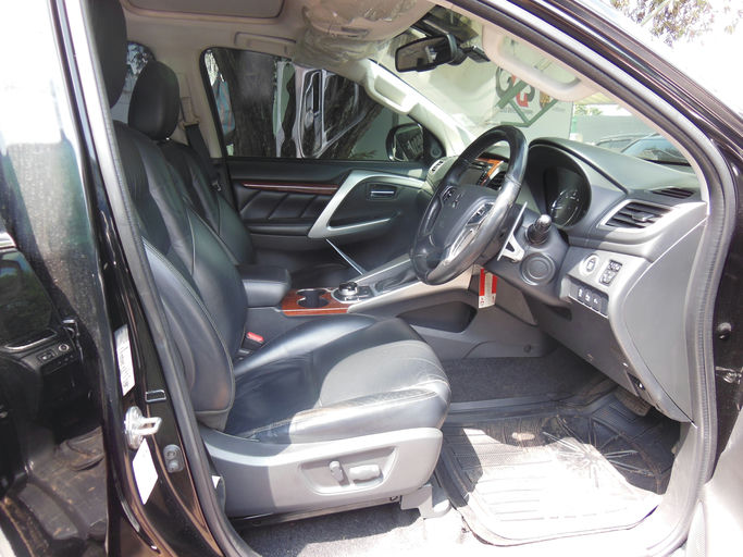 Mitsubishi Pajero Sport photo 5