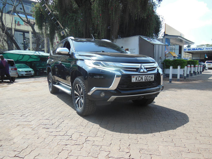2016  Pajero Sport