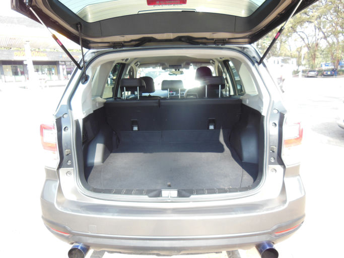 Subaru Forester photo 5