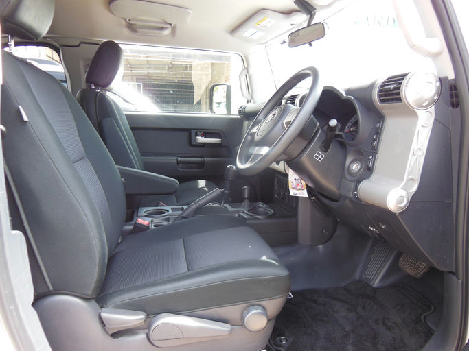 Toyota FJ Cruiser photo 5