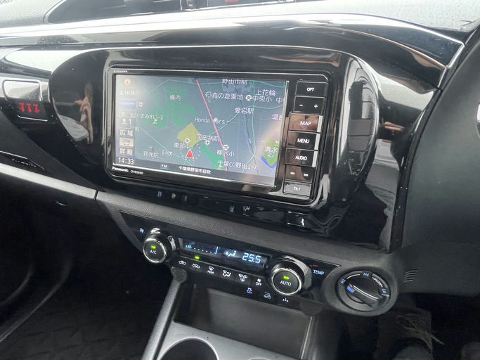  Hilux Double Cab 2.4 turbo diesel photo 3