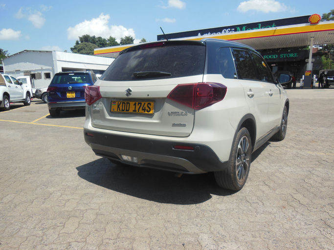 2020 Suzuki Vitara GLX