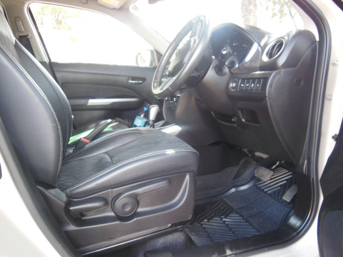 Suzuki Vitara GLX photo 5