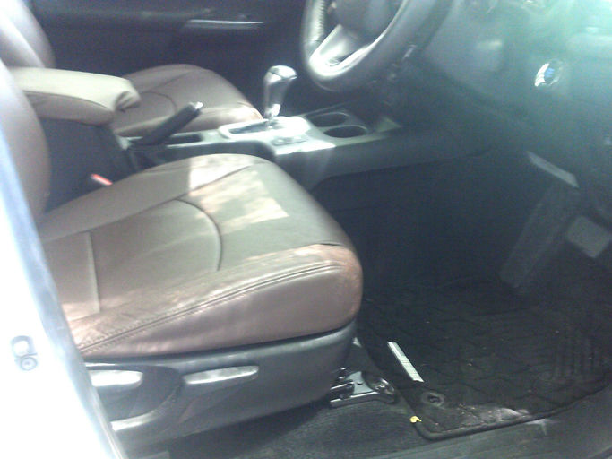 Toyota Hilux Double Cab photo 5