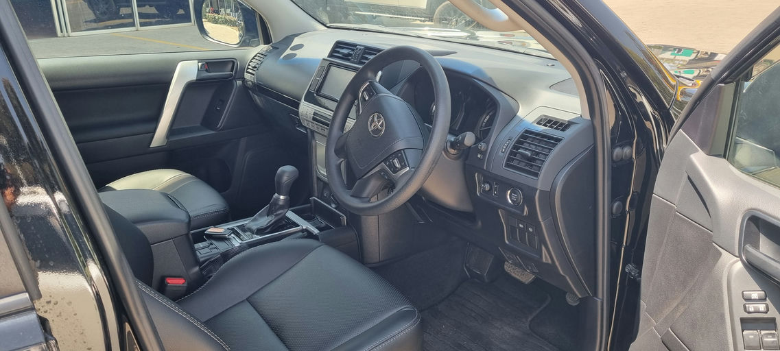 Toyota Prado photo 7