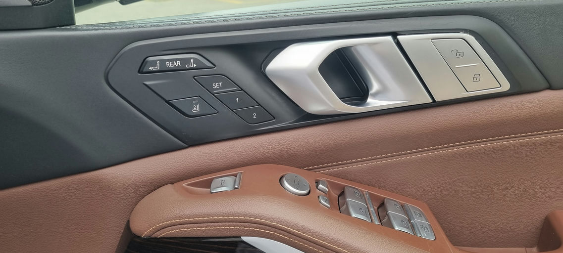 BMW X7 photo 14
