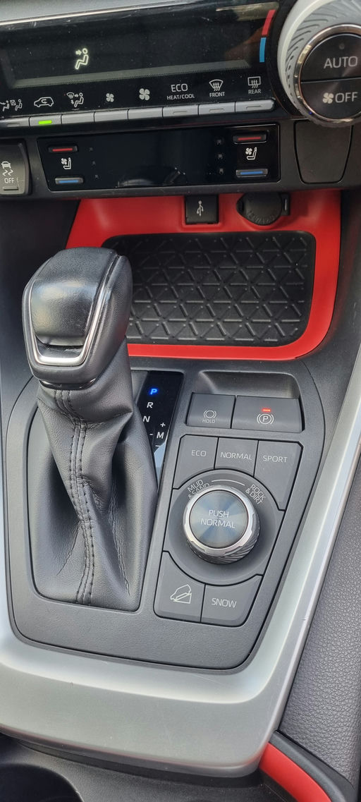  RAV4 Adventure Off Road Package photo 9