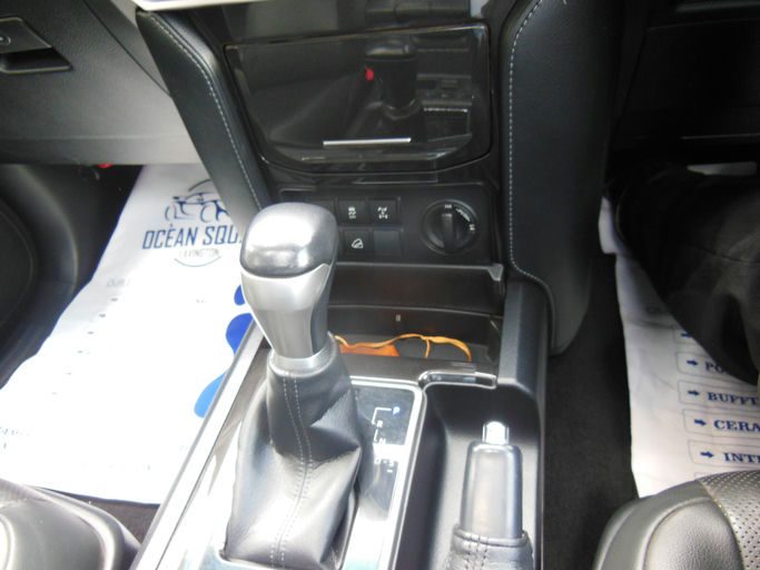 Toyota Prado TXL- 2.8 Turbo diesel photo 2