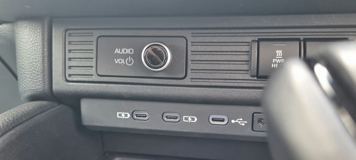  Land Cruiser 250 VX photo 11
