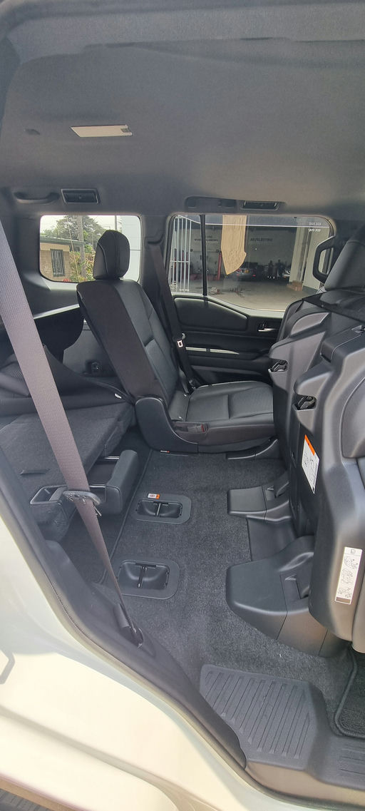  Land Cruiser 250 VX photo 5