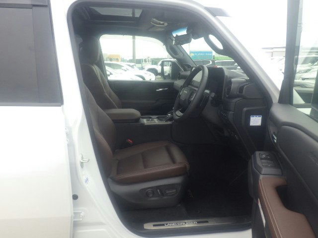 Toyota Land Cruiser 250 ZX/VX photo 11