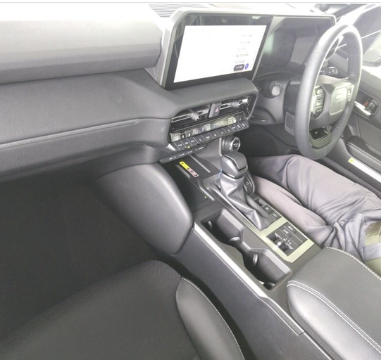 Toyota  Prado 250 photo 3